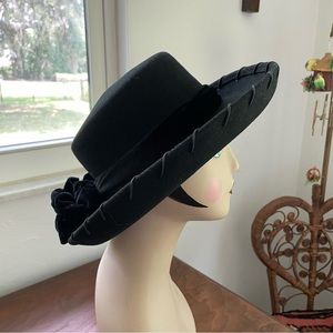 Wind River Bailey Ladies Hat Braided Edge Velvet Ribbon